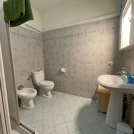 Apartment Centrico A 100 Metri Dal Mare.